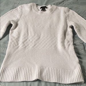 Forever 21 White Sweater Size L